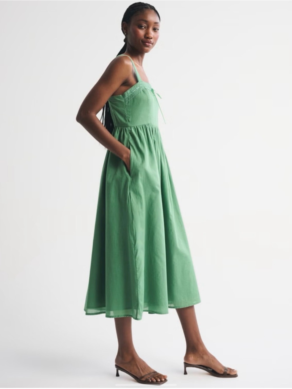 100% Cotton

A&F Emerson Midi Dress - Picture 4 of 6
